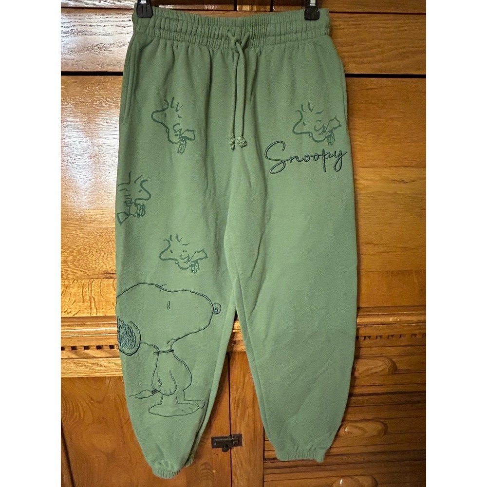 Peanuts Snoopy Woodstock Nostalgia Chic Sage Green Embroidered Jogger Sweatpants